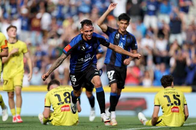 Nhận định Shenzhen Xinpengcheng vs Shanghai Port lúc 19h00 ngày 30/06 2 Màn so tài gay cấn giữa Shenzhen Xinpengcheng vs Shanghai Port